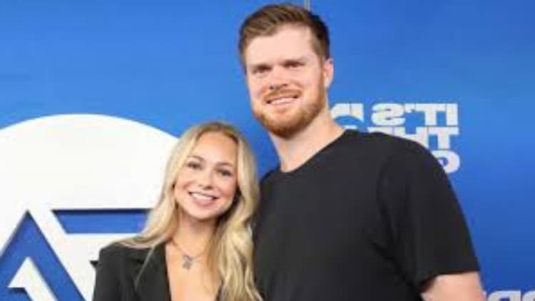 Sam Darnold et Katie Hoofnagle 