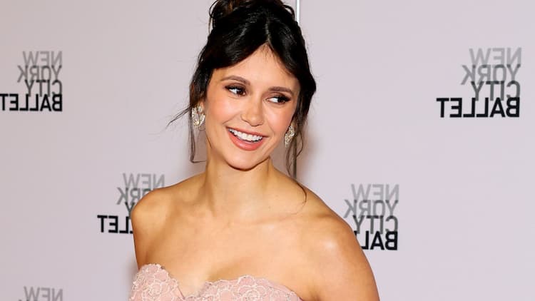 Nina Dobrev