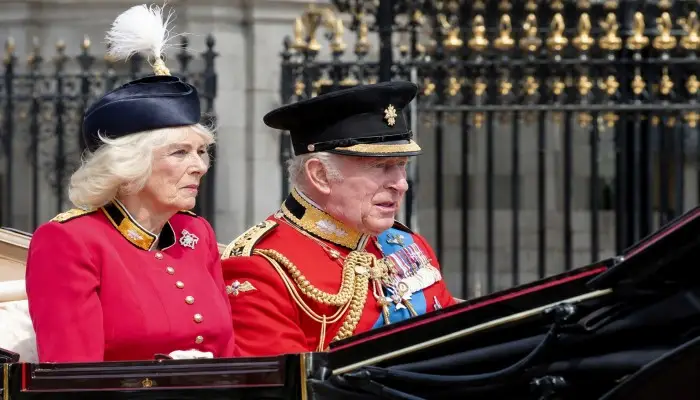 Changement De Résidence Royale Du Roi Charles