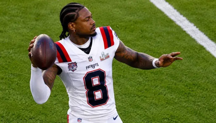 Avec qui Stefon Diggs a t il signé