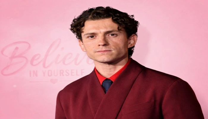 Tom Holland Sera T Il Dans Avengers Doomsday